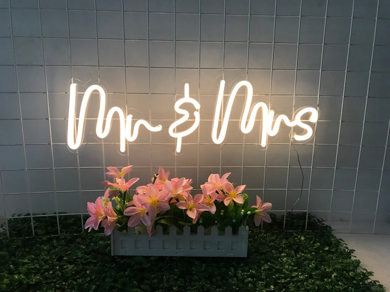 Mr and Mrs Neon Sign