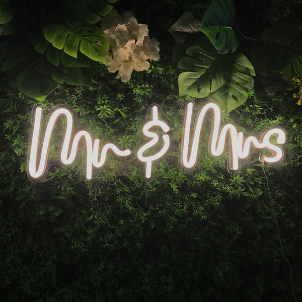 Mr and Mrs Neon Sign